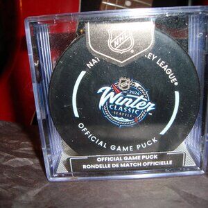 Las Vegas Golden Knights winter classic, 2024 official NHL game puck